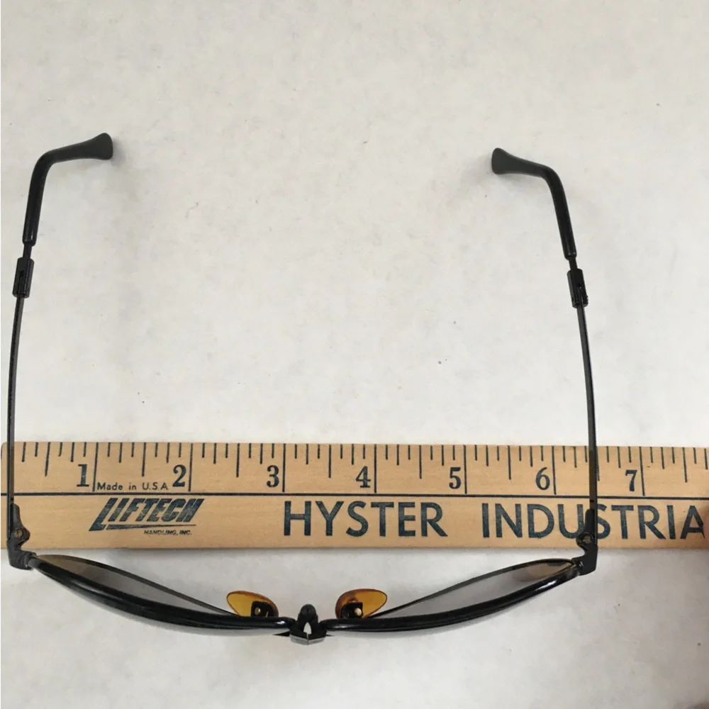 VTG Rodolfo P Folding Aviator Sunglasses with Case